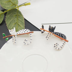 Creative Vintage Cat Brooch for Women Accessories